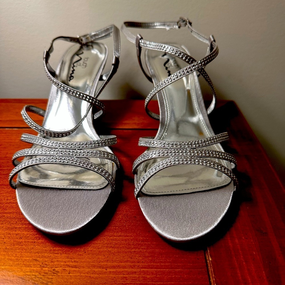 Rhinestone studded strappy sandals- sz 10